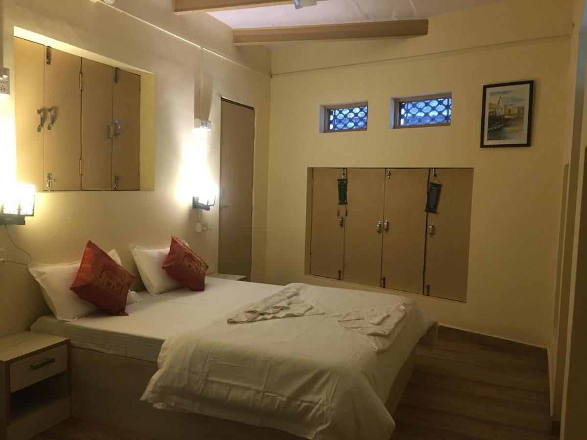 Yogi Soul P Guesthouse Varanasi Eksteriør billede