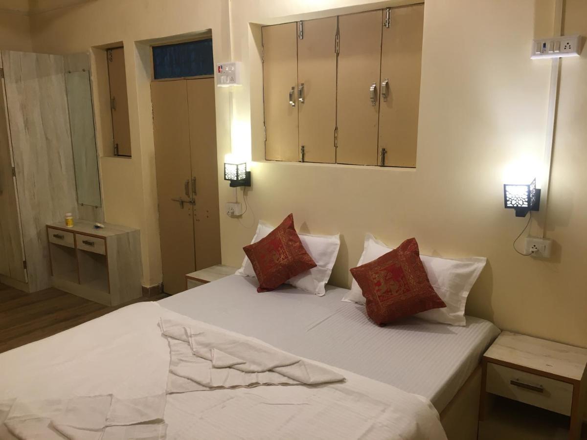 Yogi Soul P Guesthouse Varanasi Eksteriør billede