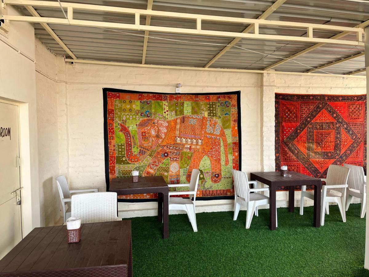 Yogi Soul P Guesthouse Varanasi Eksteriør billede